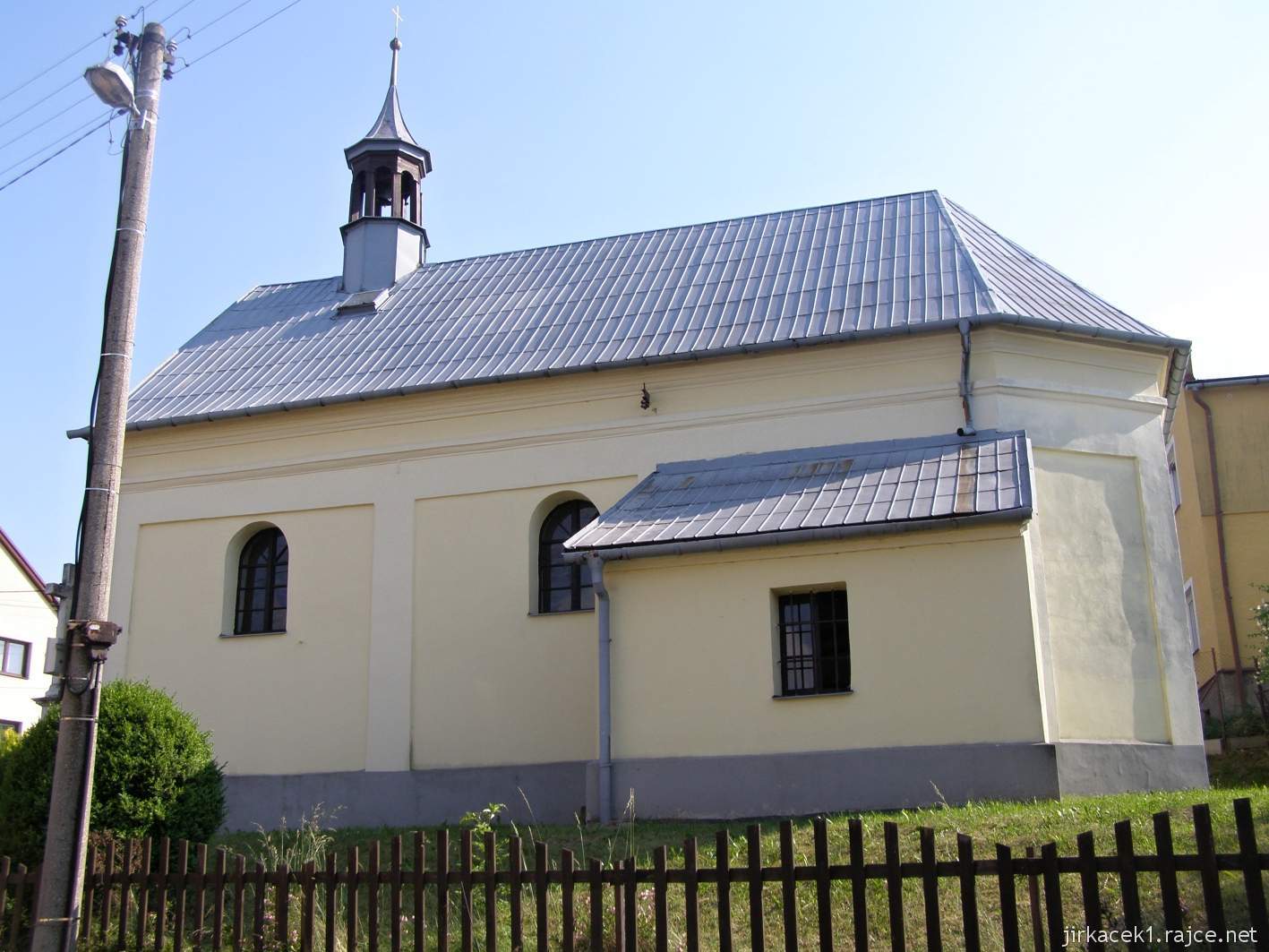 Děhylov - Kaple Navštívení Panny Marie - boční pohled