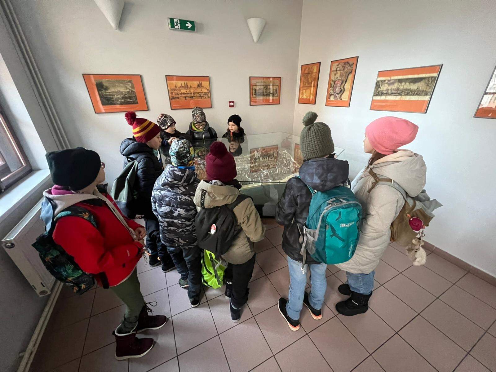 Turisťák - Brána Matky Boží Turisťák - Brána Matky Boží