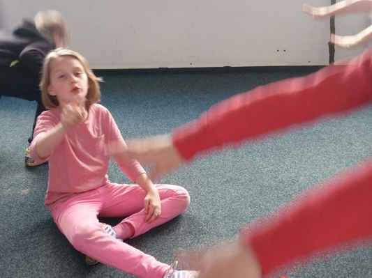 Rajce idnes naked toddler girl odborková schůzka KIDs - 23.4.2015 – 34phrr – album na Rajčeti
