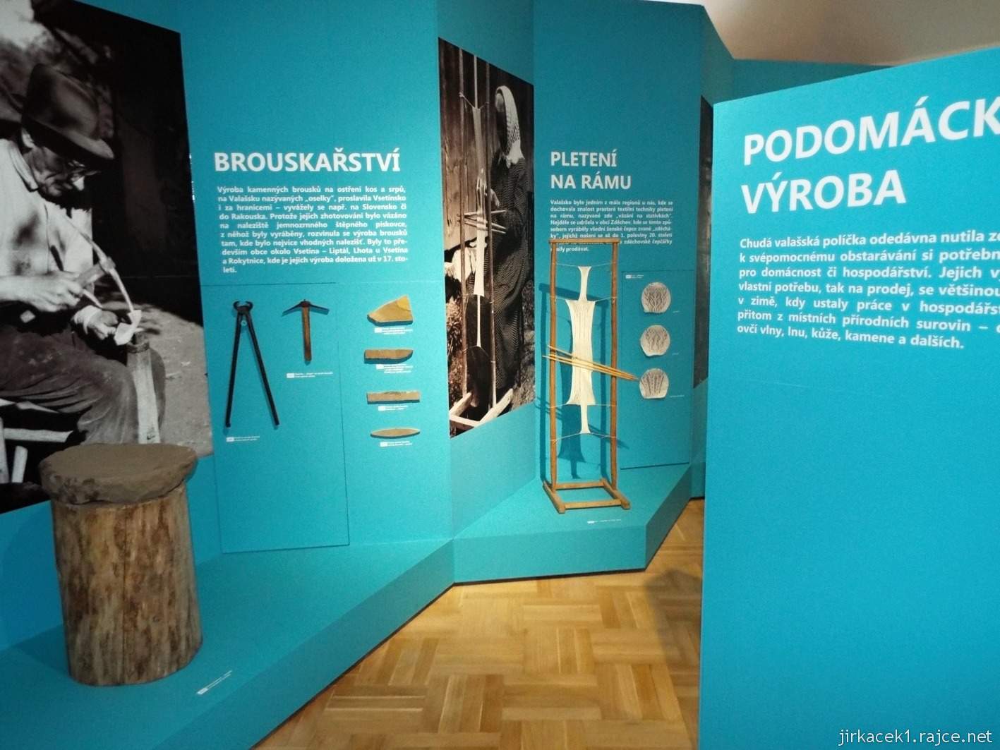 Vsetín - zámek a muzeum - etnografická expozice Podomácká výroba