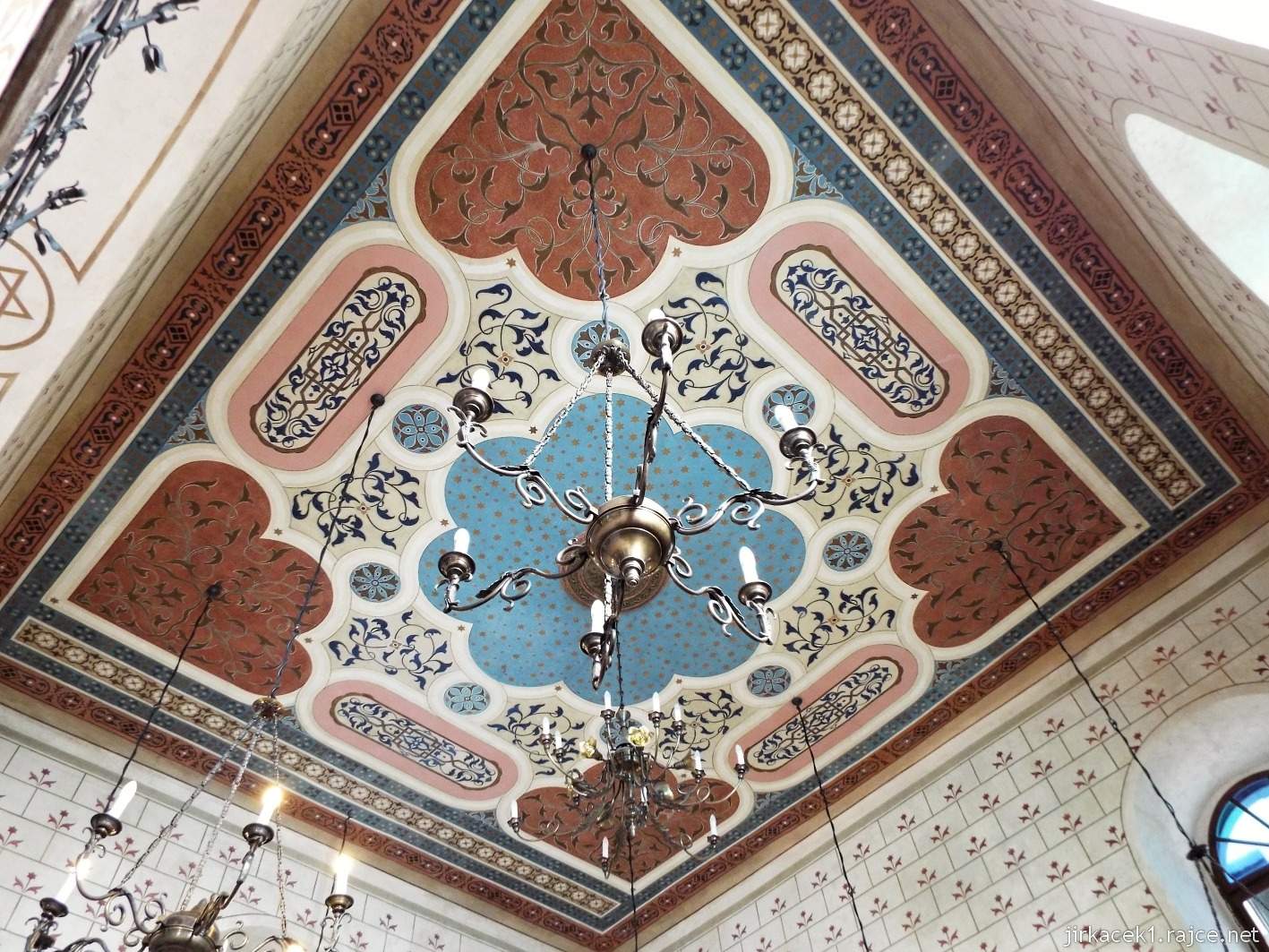 Turnov - židovská synagoga - strop