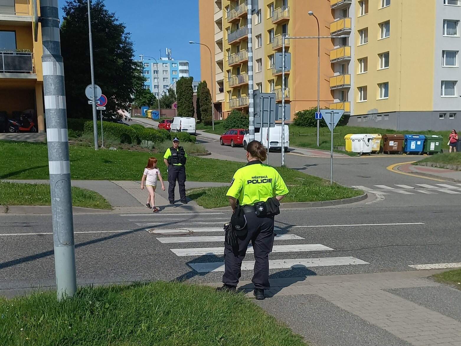 Jak přecházet bezpečně? Jak přecházet bezpečně?