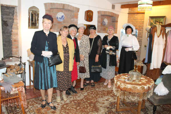 Co nesmělo chybět v šatníku (98)